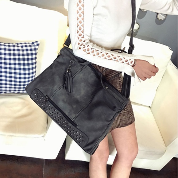 #NEW LIGHTENING Studded Bag A - Picture 4 of 8